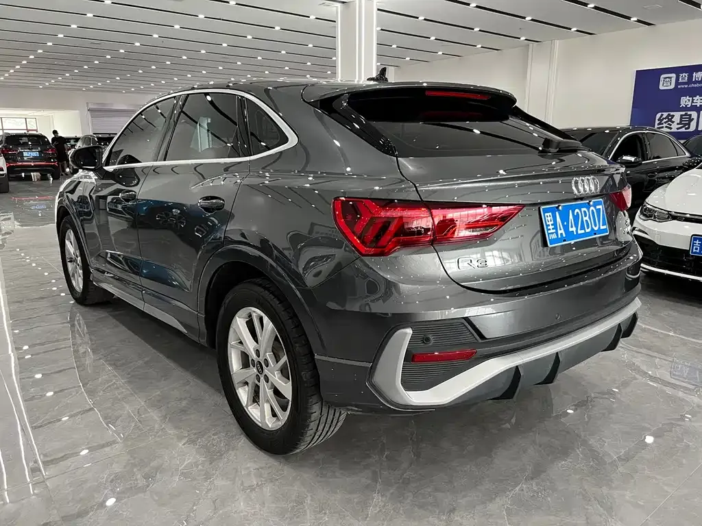 Audi Q3 Sportback — фото 8