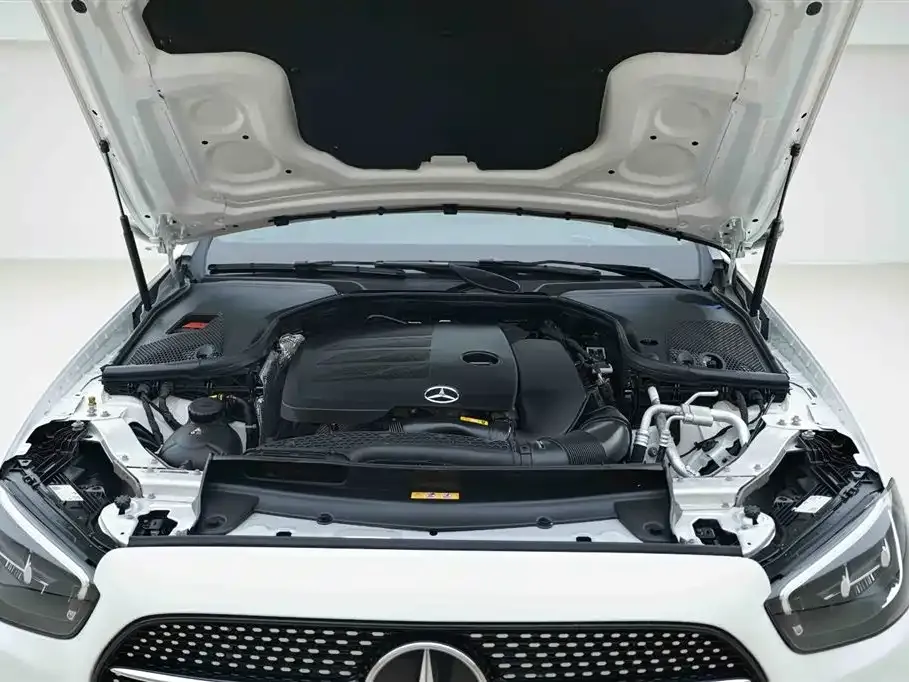 Mercedes-Benz E-Class (Import) — фото 6