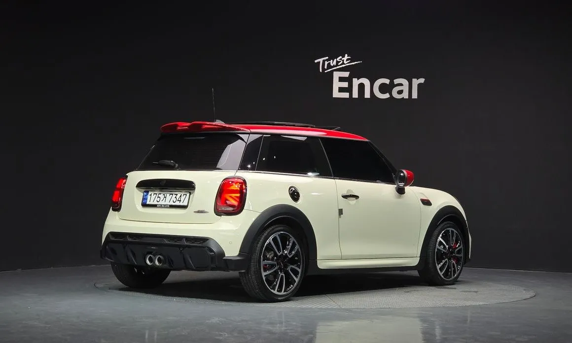 Mini Cooper 2023 из KR, фото 2