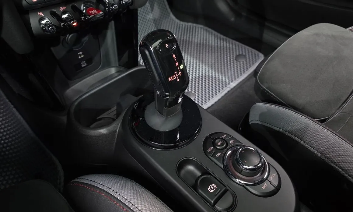 Mini Cooper 2023 из KR, фото 10