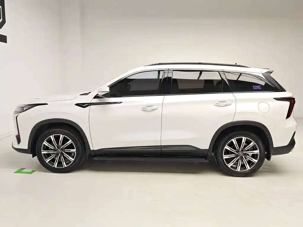 Changan CS75PLUS — фото 7