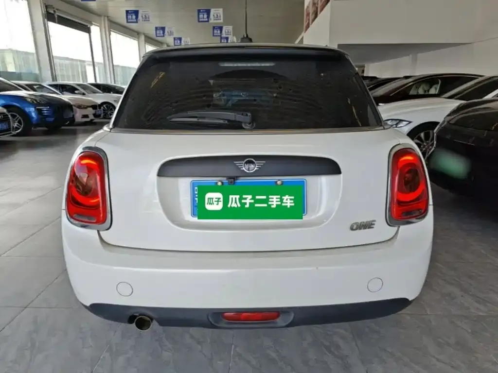 MINI Cooper (3-door) 2021 из CN, фото 3