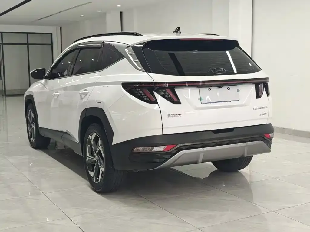 Hyundai Tucson — фото 2