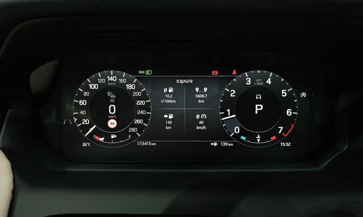 Land Rover Discovery Sport — фото 2