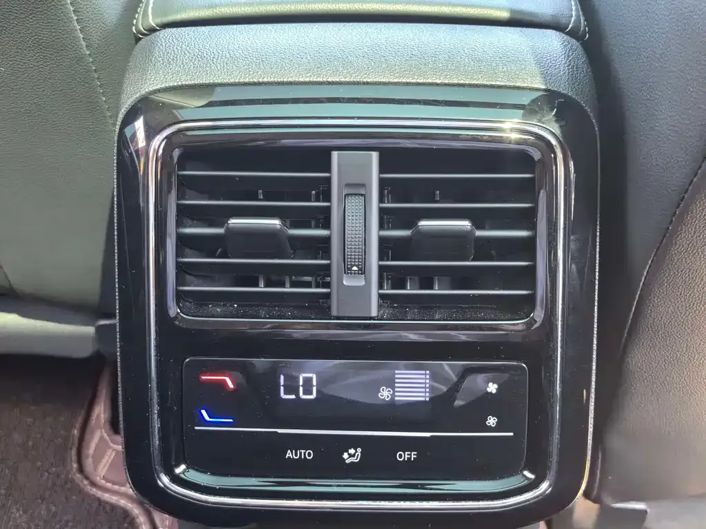 Volkswagen Passat — фото 4
