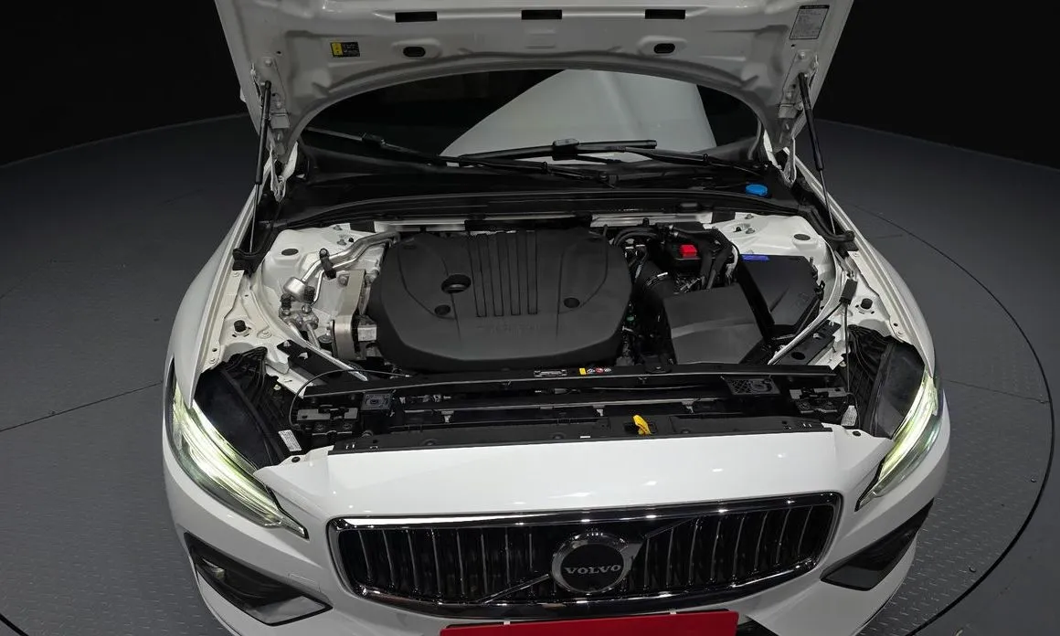 Volvo S60 2024 из KR, фото 9