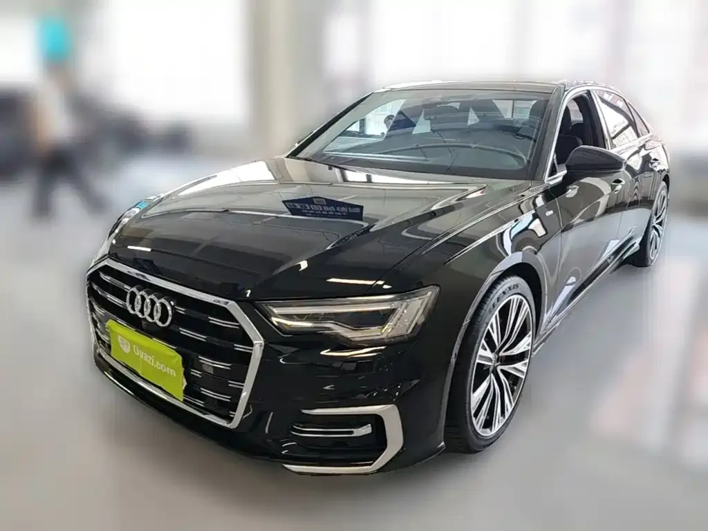 Audi A6L — фото 1