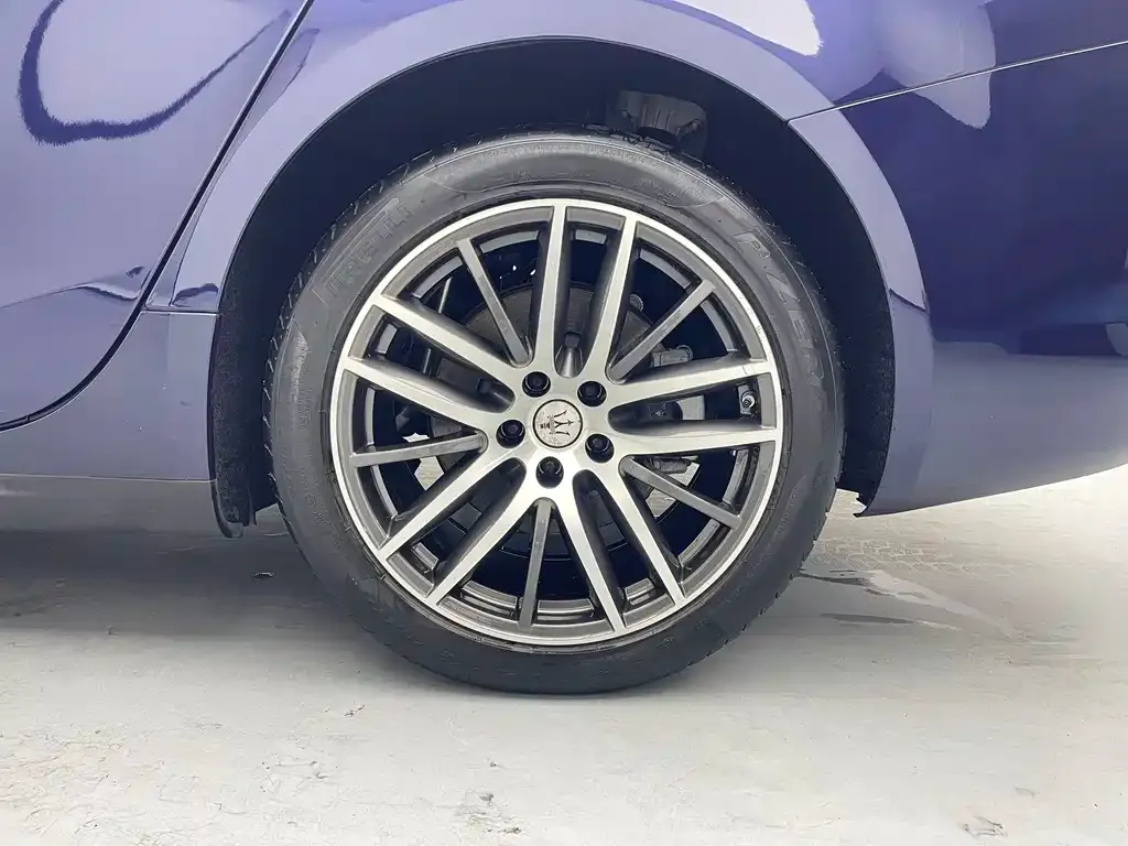 Maserati Ghibli — фото 6