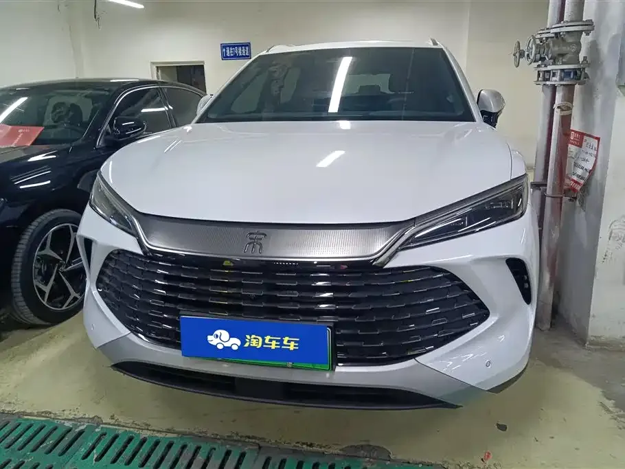 BYD L DM-i — фото 7
