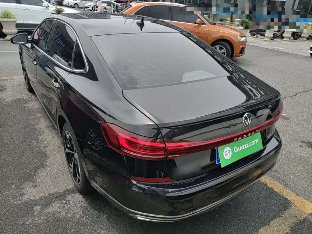 Volkswagen Passat — фото 3