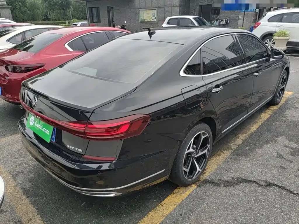 Volkswagen Passat — фото 9