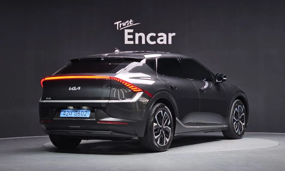 Kia EV6 — фото 2