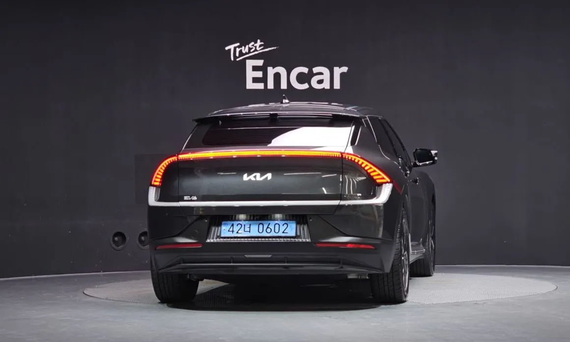 Kia EV6 — фото 6