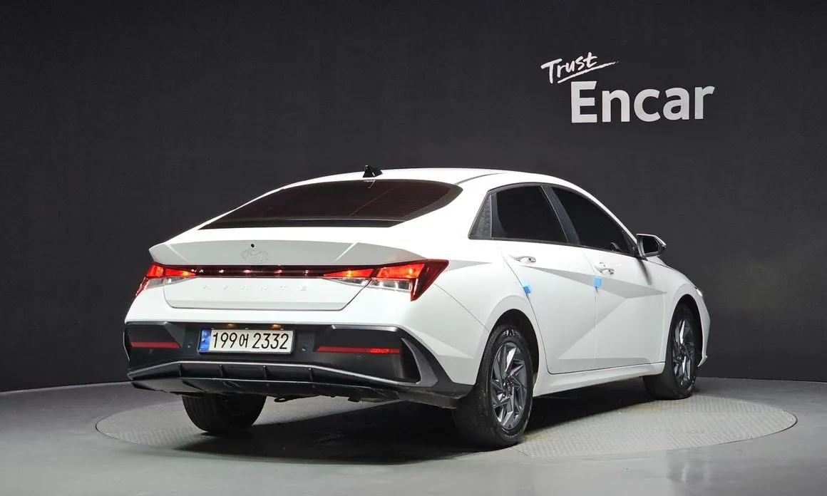 Hyundai AVANTE — фото 2