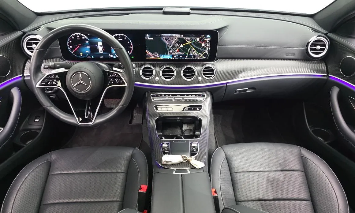 Mercedes-Benz E-Class — фото 10