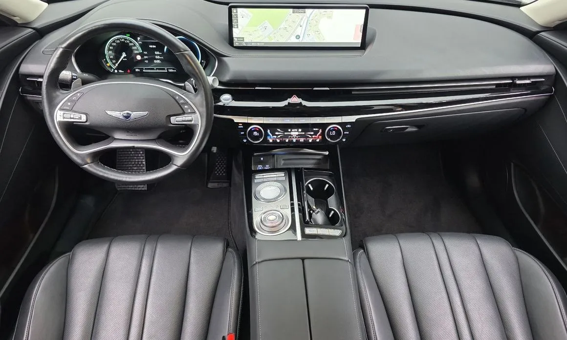 Genesis G80 — фото 9