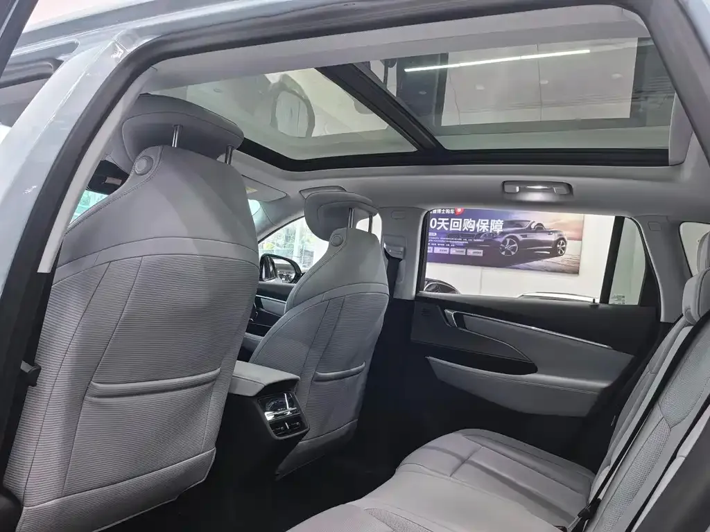 Buick E5 2024 из CN, фото 9