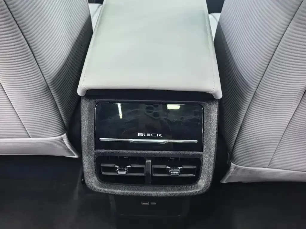 Buick E5 2024 из CN, фото 8
