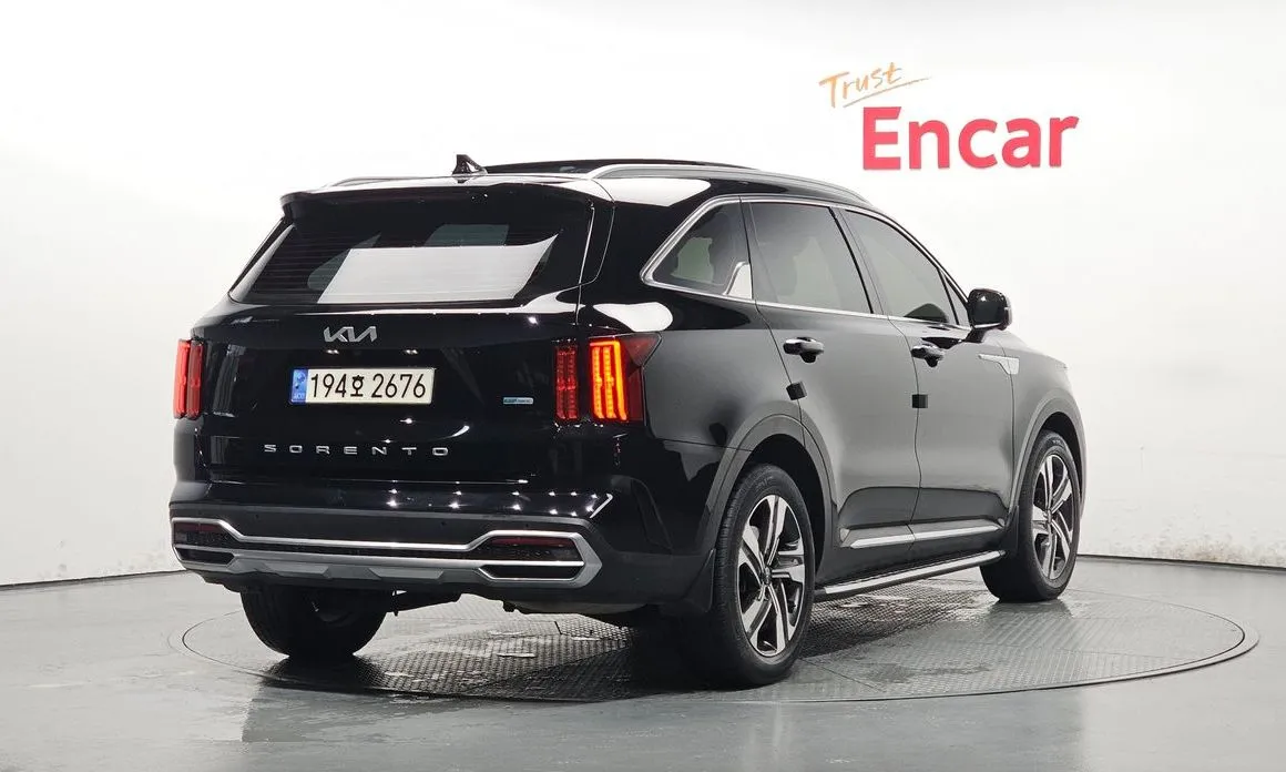 Kia Sorento — фото 6