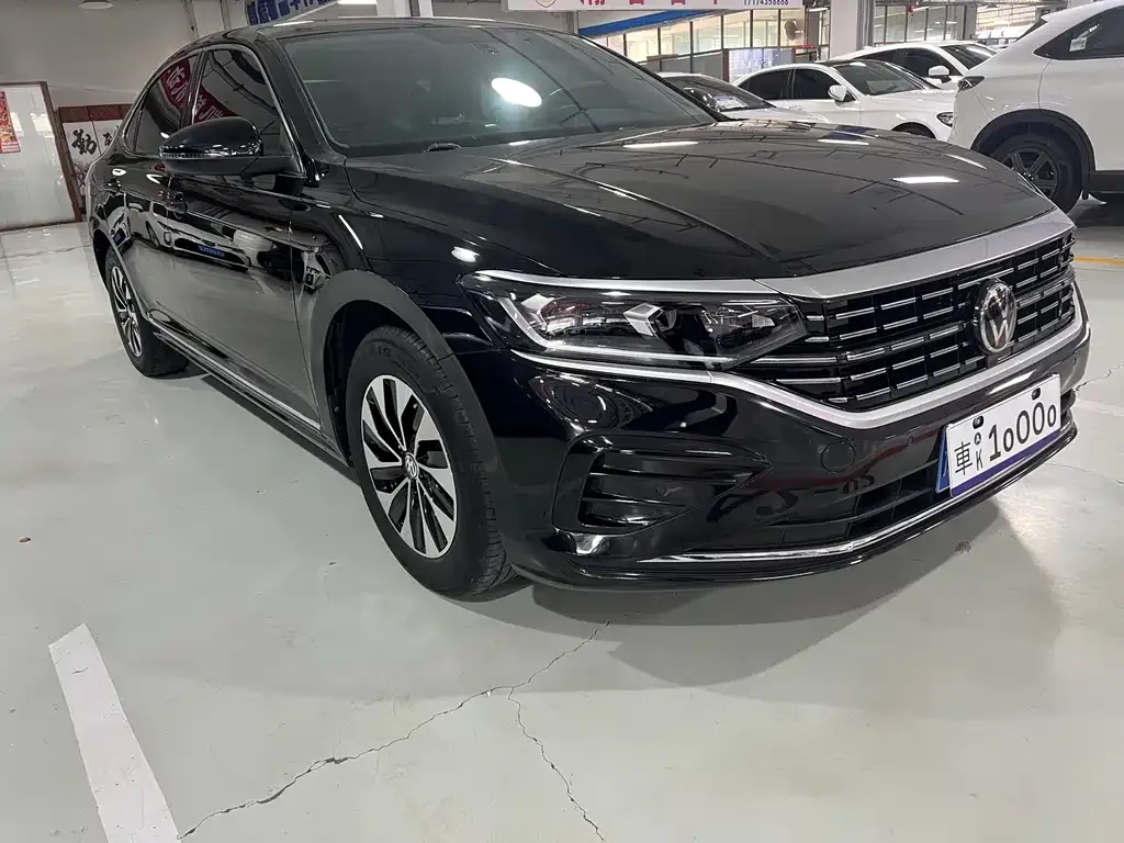 Volkswagen Passat — фото 6