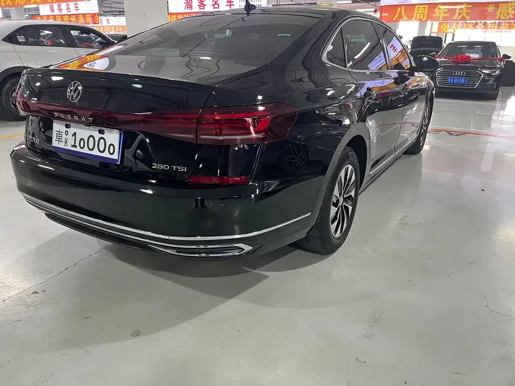Volkswagen Passat — фото 4