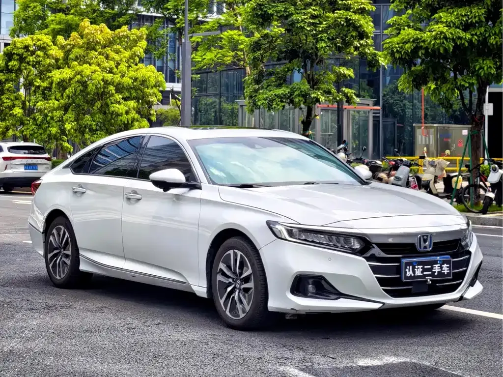 Honda Accord — фото 5