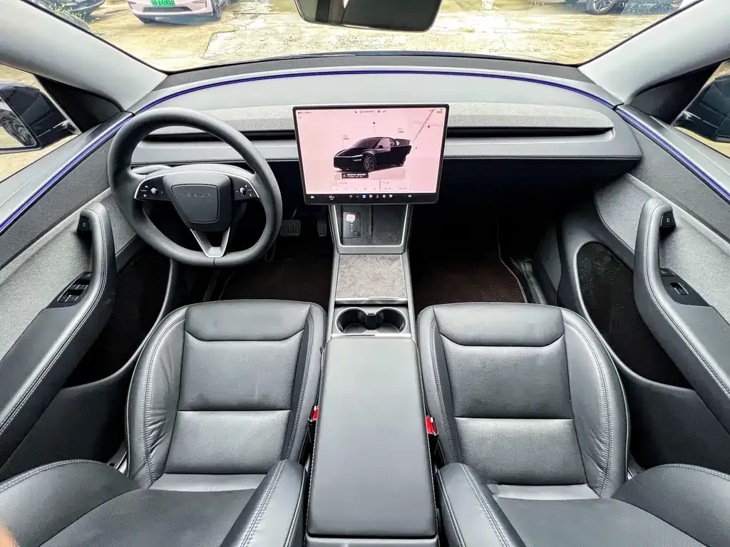 Tesla Model Y — фото 3