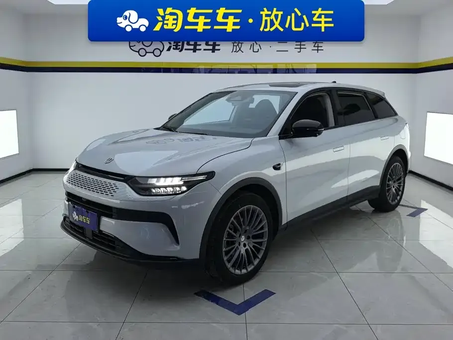 Leapmotor C11