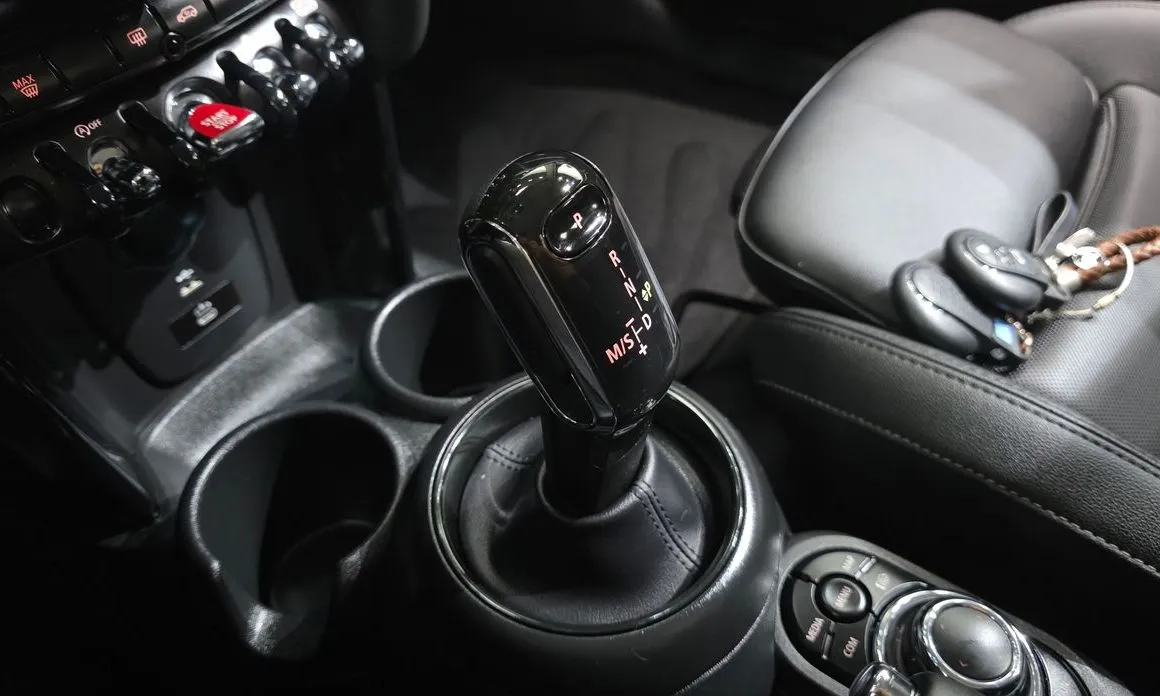 Mini Cooper 2023 из KR, фото 8