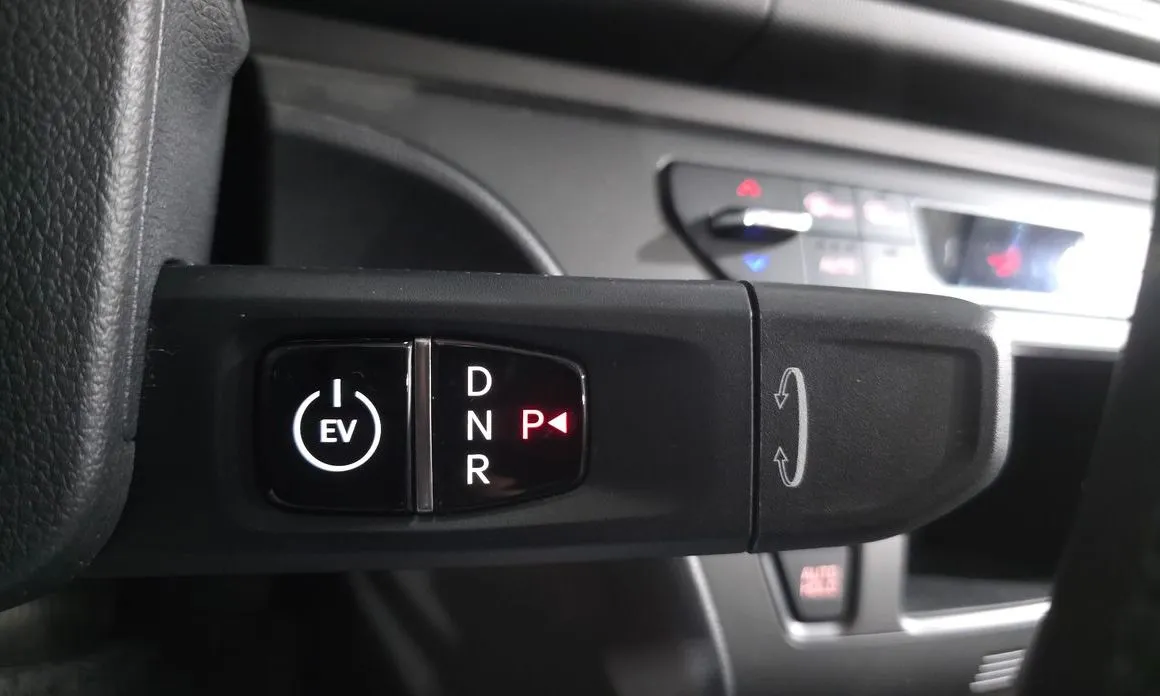 Kia RAY — фото 7