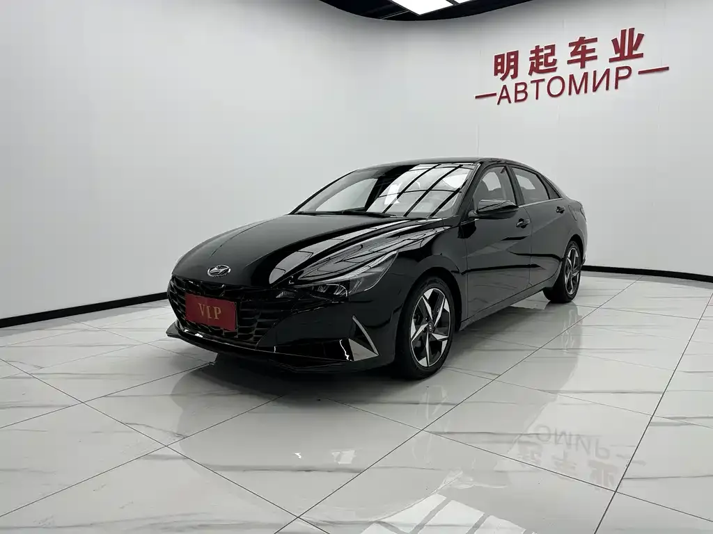 Hyundai Elantra — фото 6