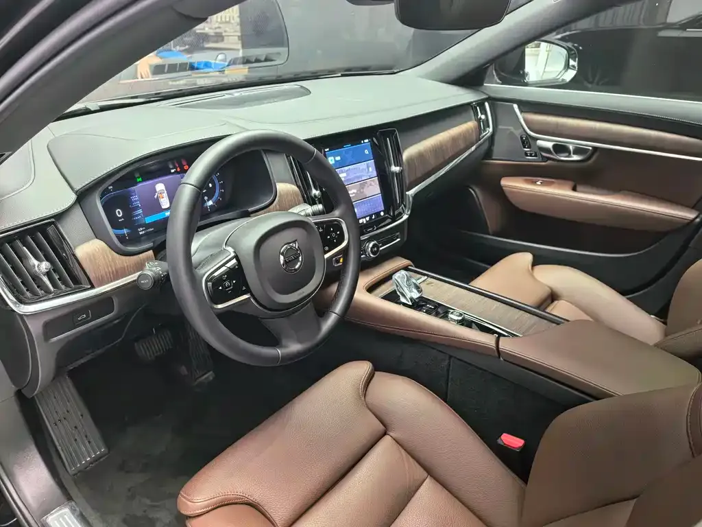 Volvo S90 — фото 2