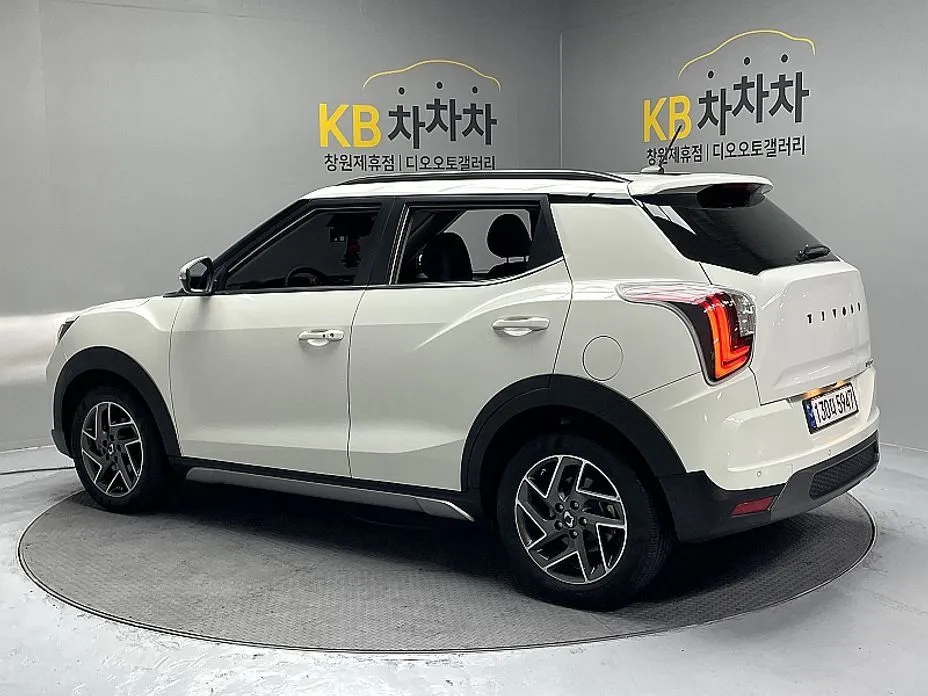 KG Mobility (Ssangyong) TIBOLI 2024 из KR, фото 10