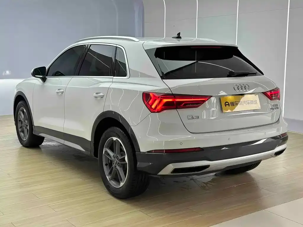 Audi Q3 — фото 2