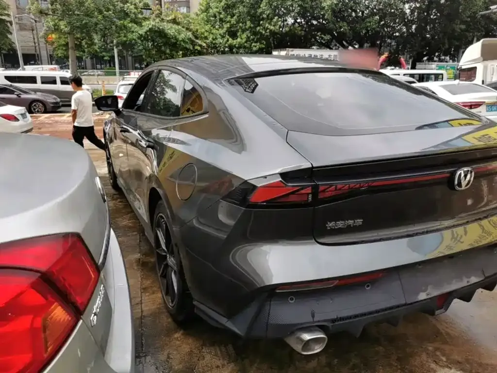 Changan UNI-V 2023 из CN, фото 4