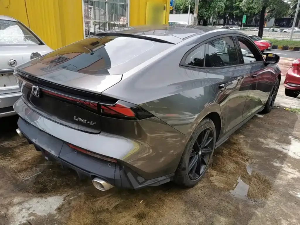 Changan UNI-V 2023 из CN, фото 6