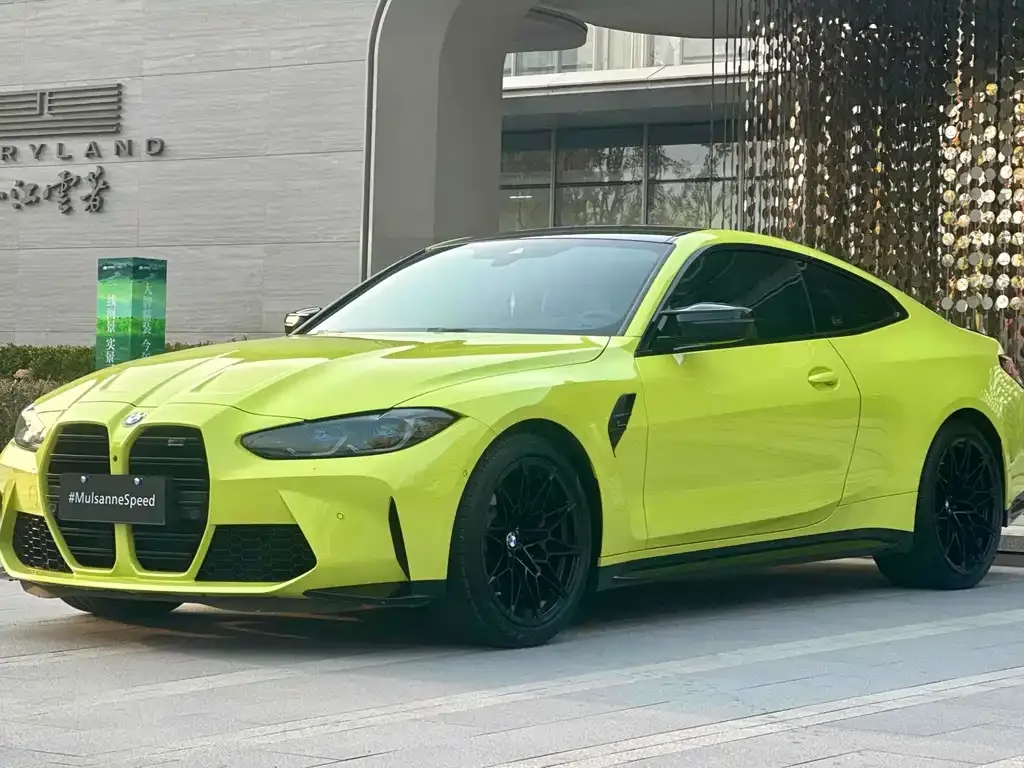 BMW M4 — фото 1