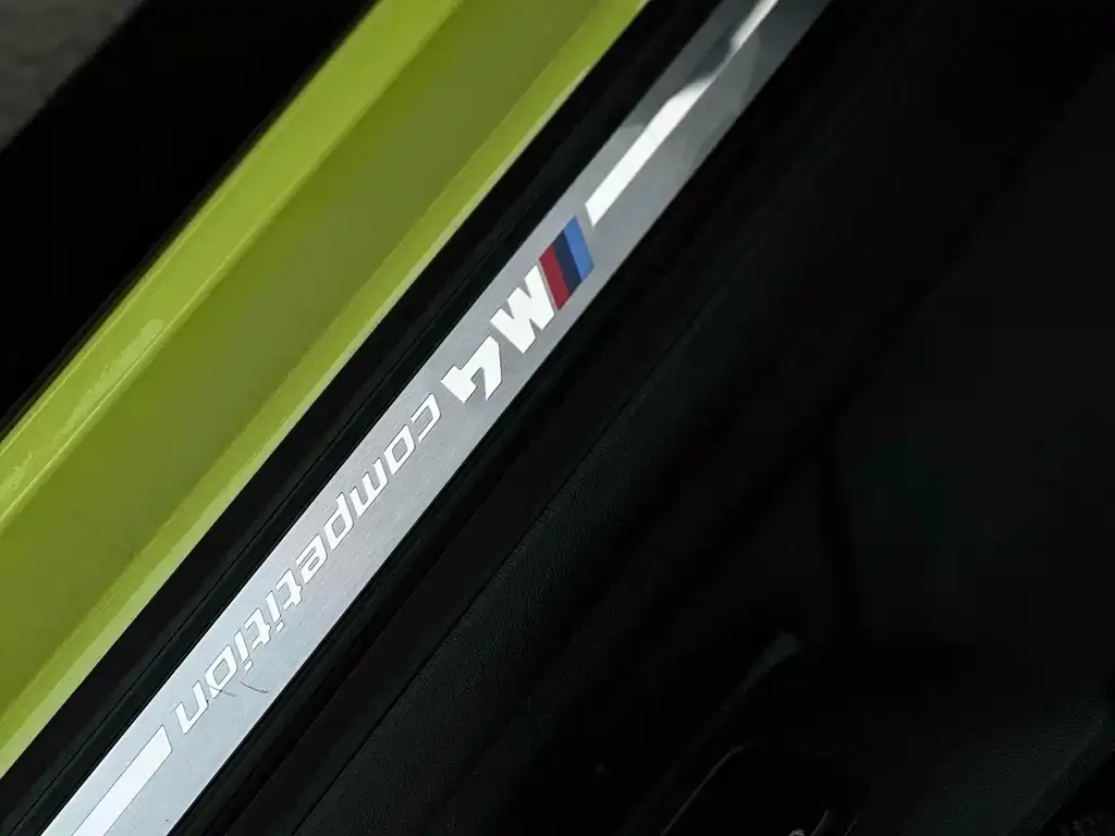BMW M4 — фото 4