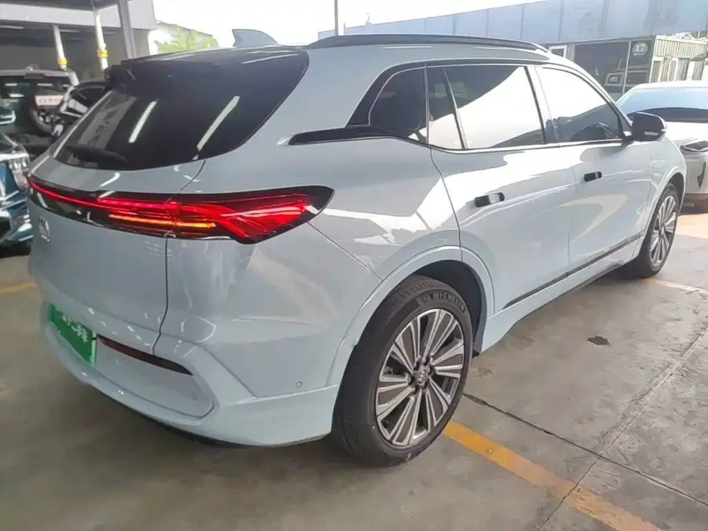 Buick E5 2025 из CN, фото 5