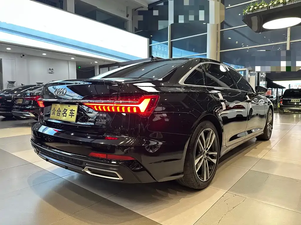 Audi A6L — фото 3