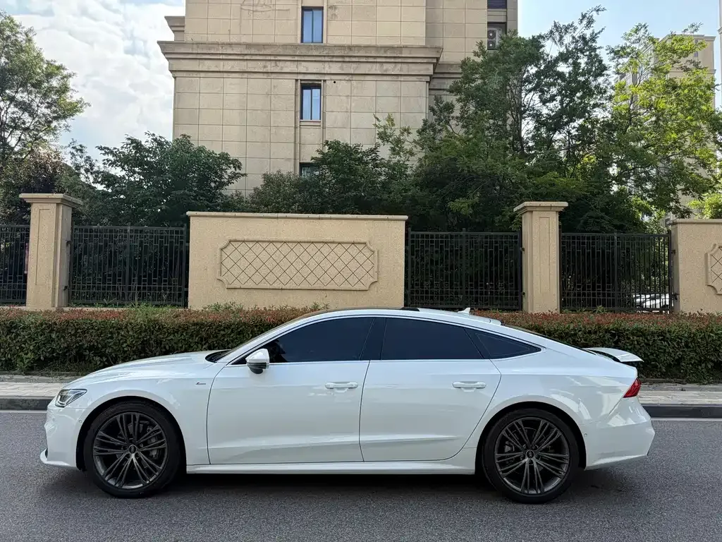Audi A7 — фото 6