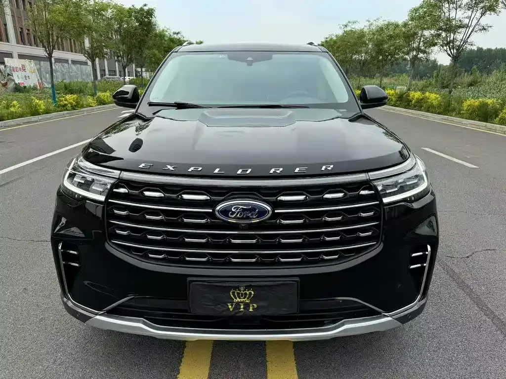 Ford Explorer 2023 из CN, фото 9