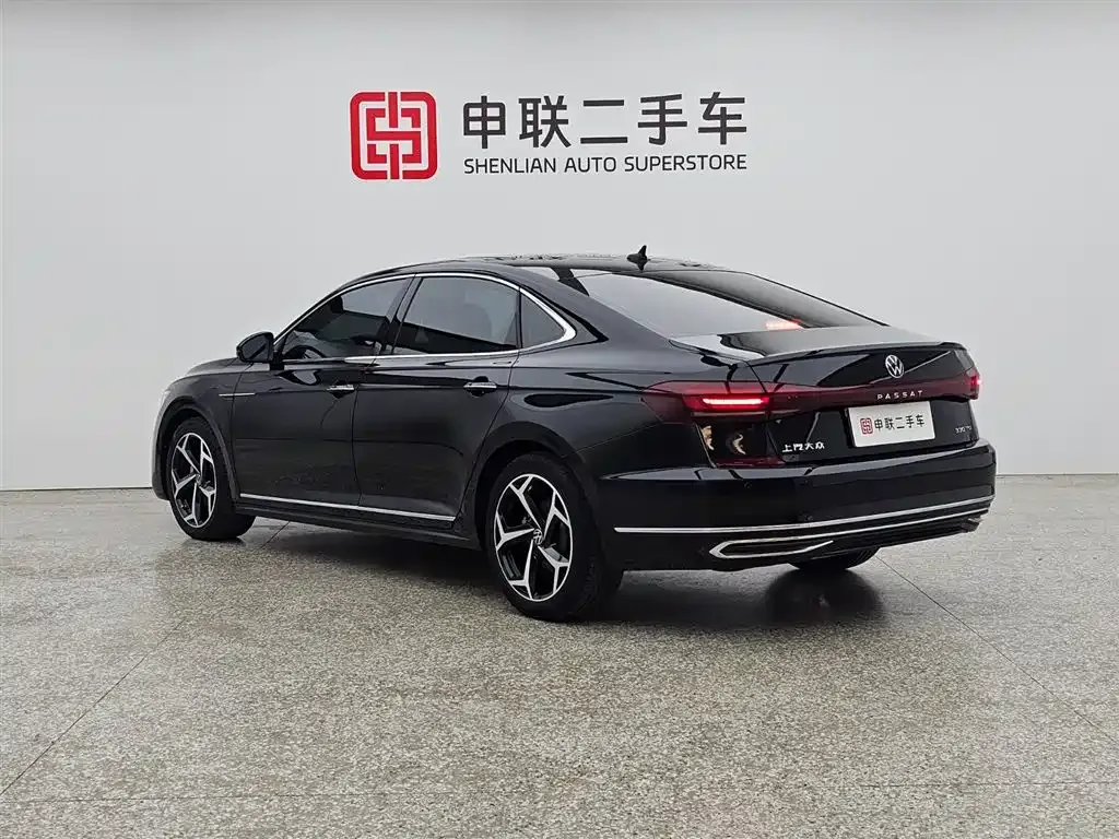 Volkswagen Passat — фото 10