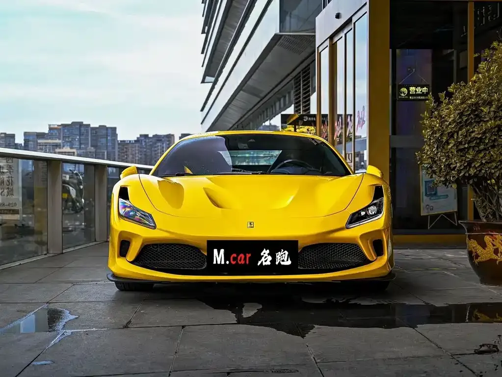 Ferrari F8 — фото 8