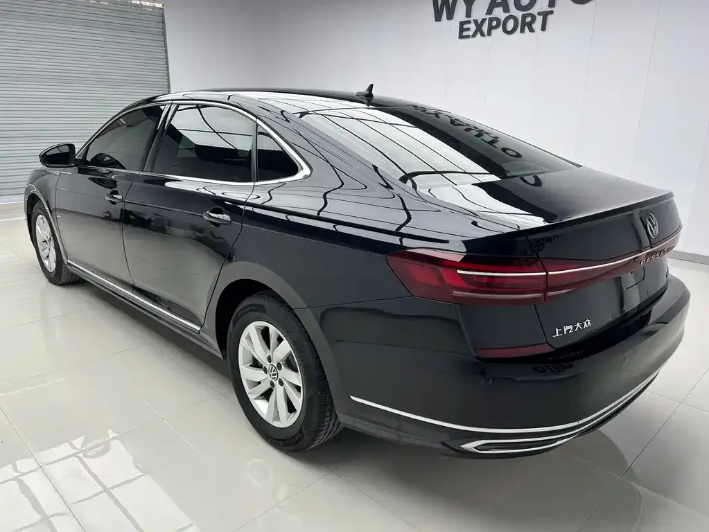 Volkswagen Passat — фото 2