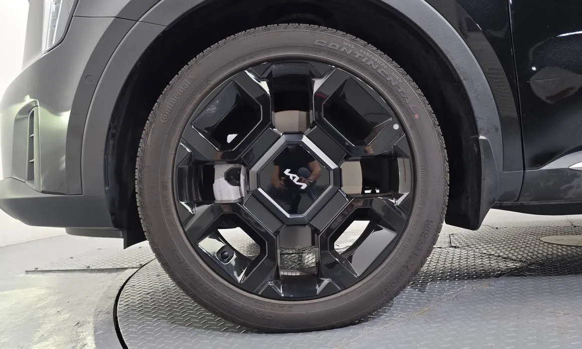 Kia Sorento — фото 8