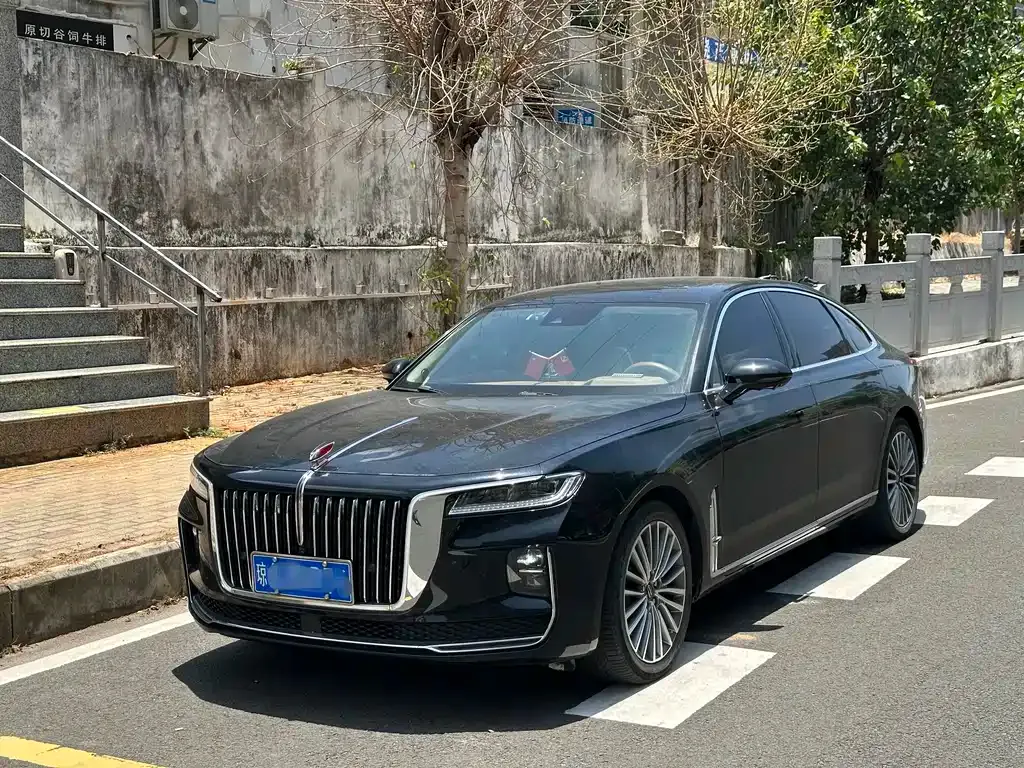 Hongqi H9 — фото 1