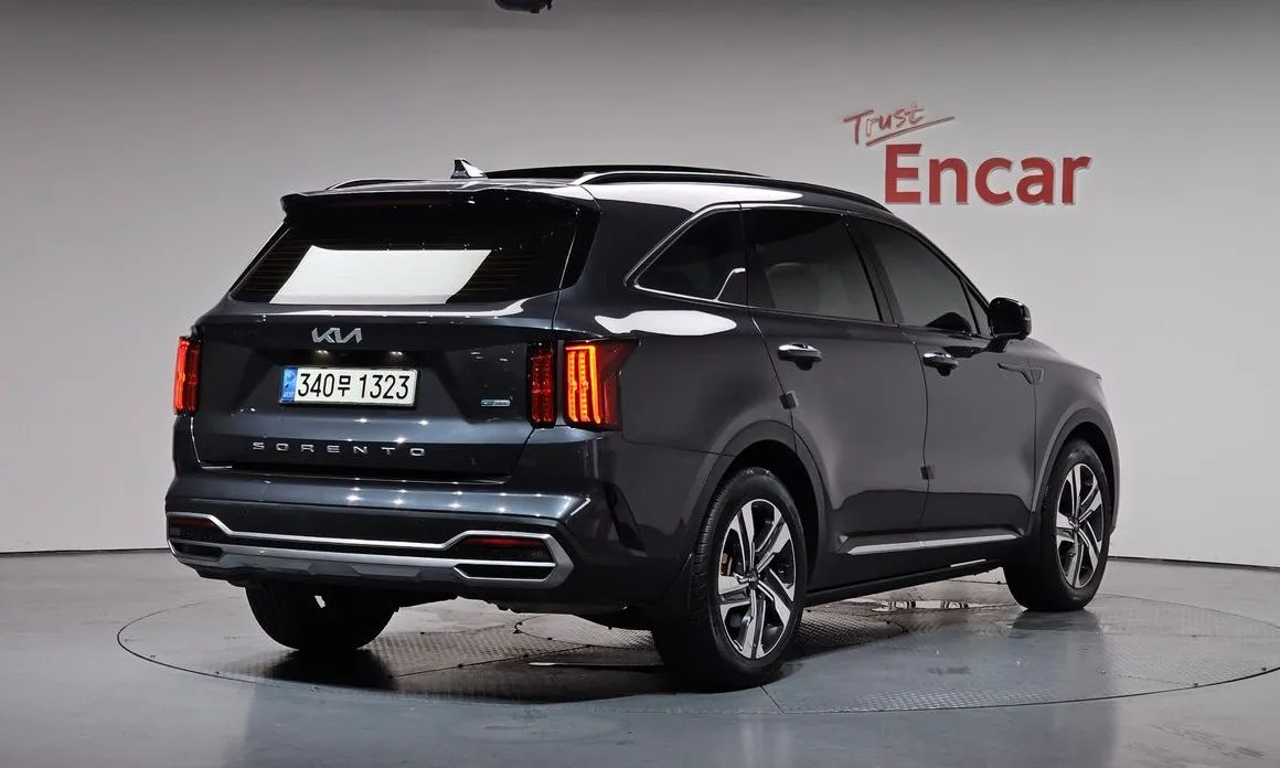 Kia Sorento — фото 3