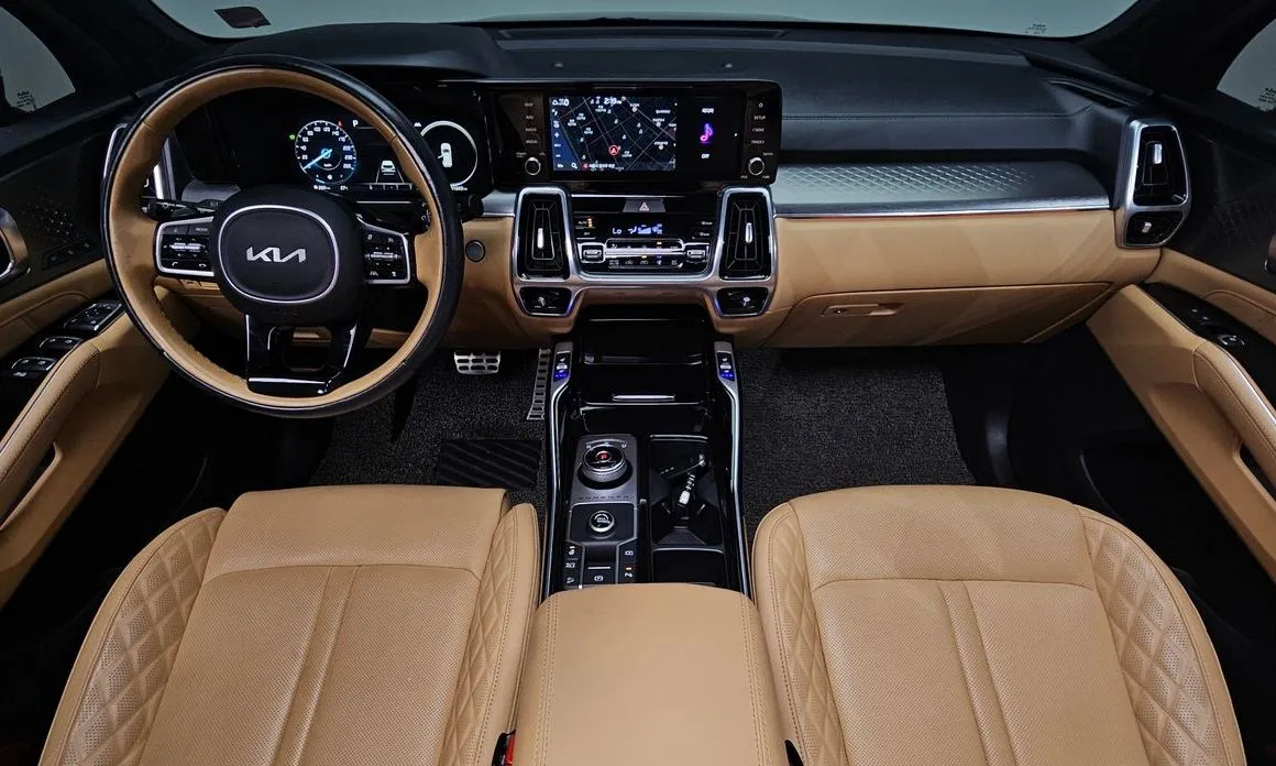 Kia Sorento — фото 9