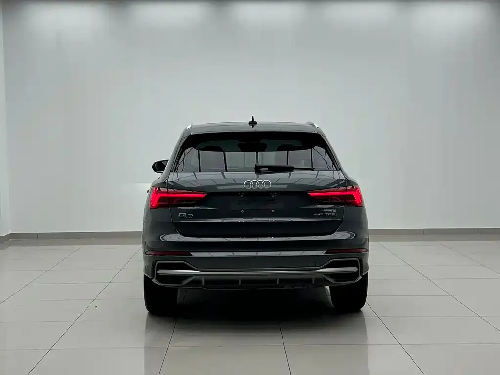 Audi Q3 — фото 3